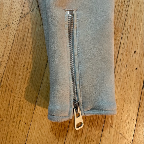 Zara Basics Faux Suede Cropped Moto Jacket - Size M - Picture 2 of 4